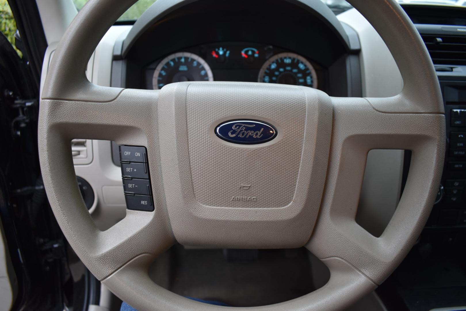 2010 Black /Gray Ford Escape (1FMCU0C78AK) with an 4.25L engine, 6-Speed Automatic transmission, located at 5925 E. BELKNAP ST., HALTOM CITY, TX, 76117, (817) 834-4222, 32.803799, -97.259003 - Buying a 2010 Ford Escape can offer several benefits, including: Affordability: Since it's an older model, you can typically find a 2010 Ford Escape at a lower price compared to newer SUVs. This can be advantageous if you're on a budget or looking for a reliable vehicle without breaking the bank. - Photo#9